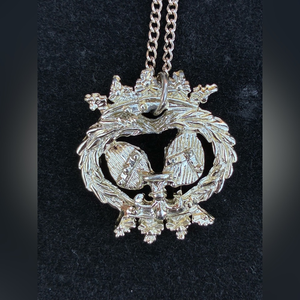 White Gold Filled Decorative Crest Style Pendanct Necklace